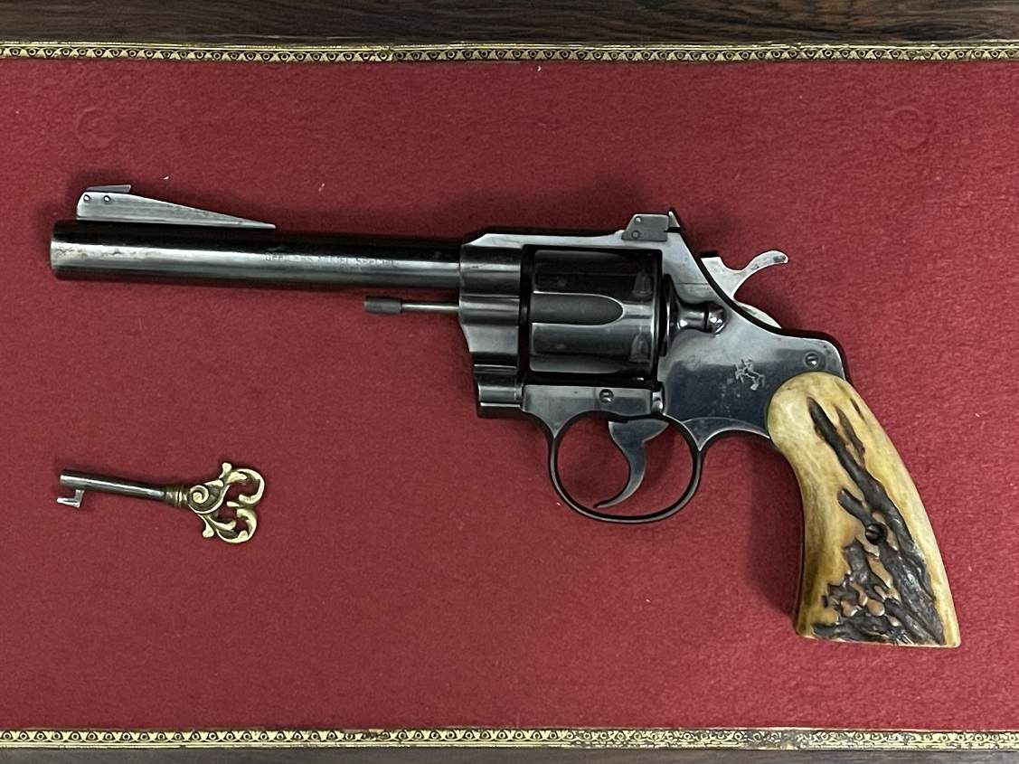 Colt Officers Model Special Target Revolver Chambered In Lr 3009 Hot Sex Picture
