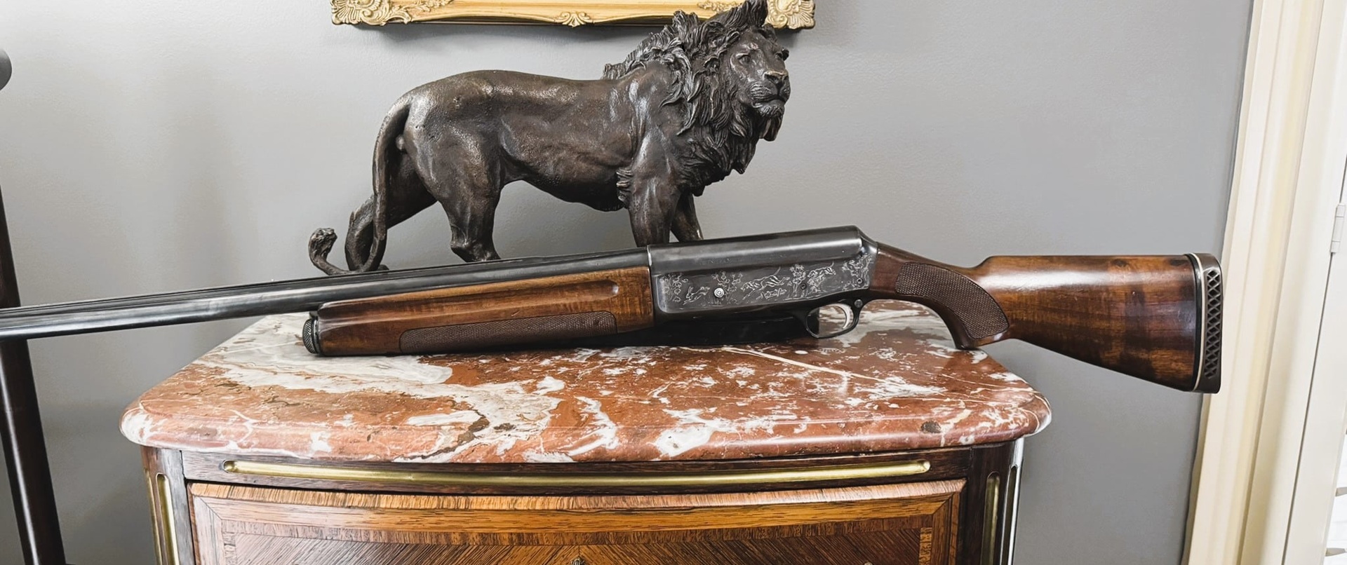 Classic shotgun for a gun collecting guide