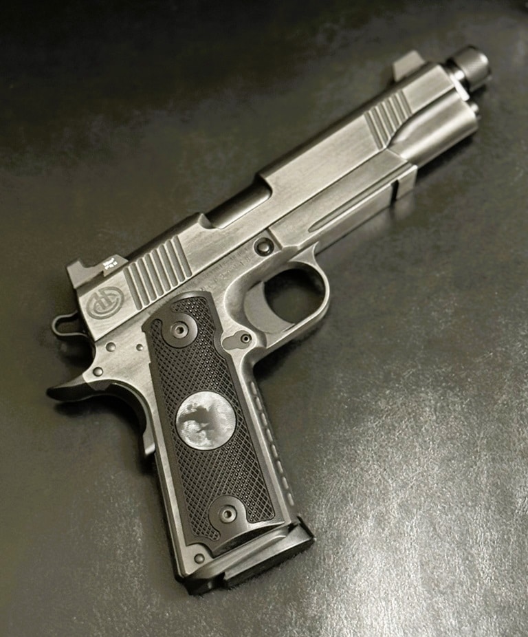 Nighthawk Custom 1911 AAC detail