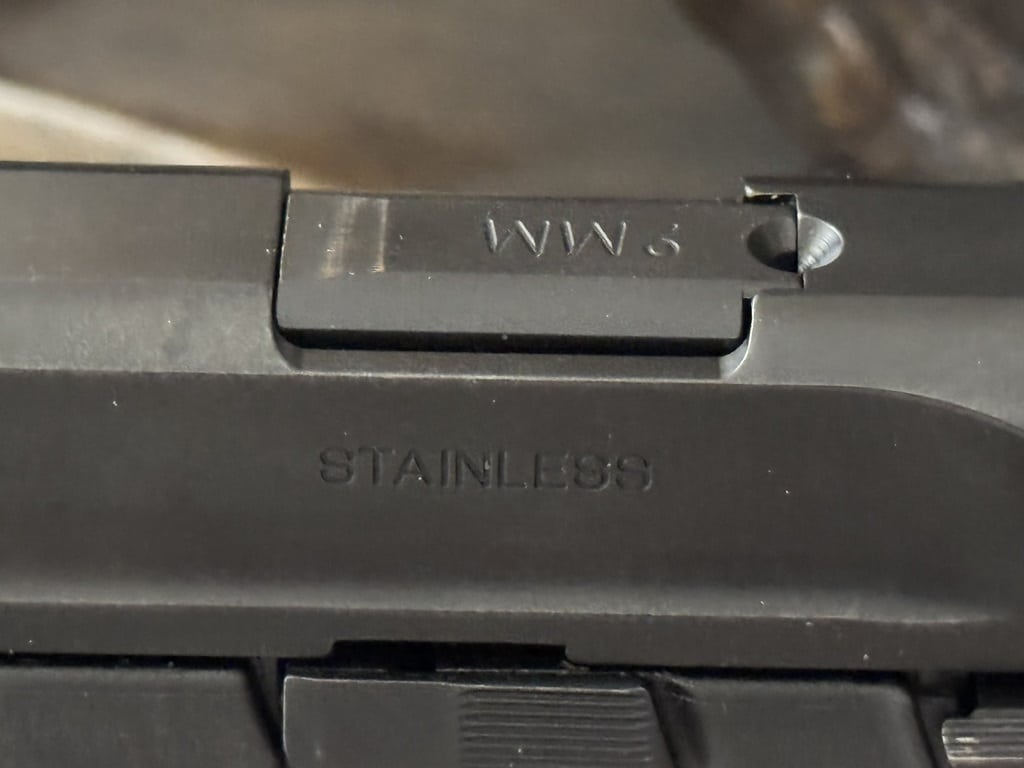 Smith & Wesson M&P 9 Pro Series handgun and case