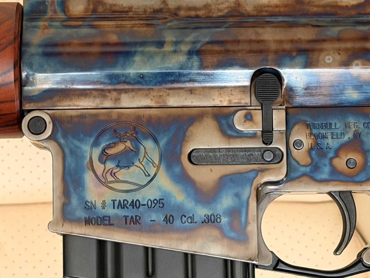 Turnbull TAR-40 case colors