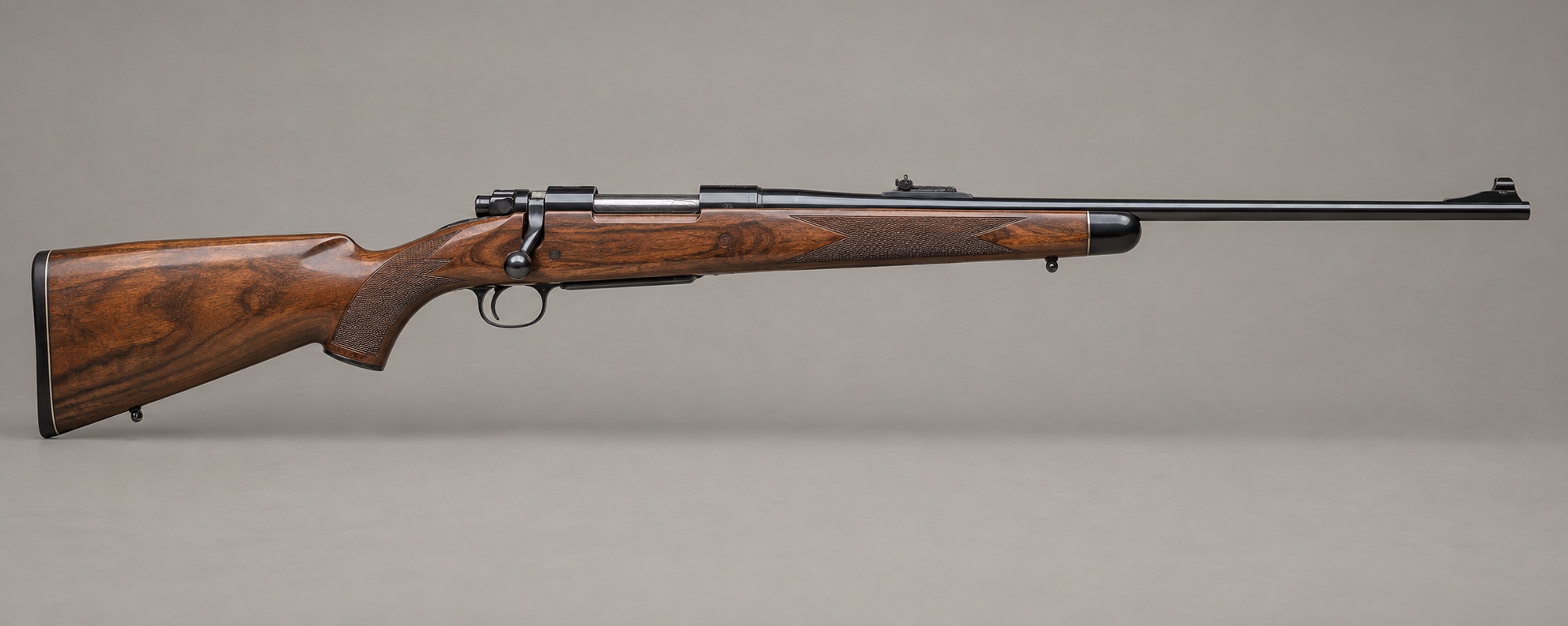 Winchester Model 70 Super Grade–style rifle, right-side profile