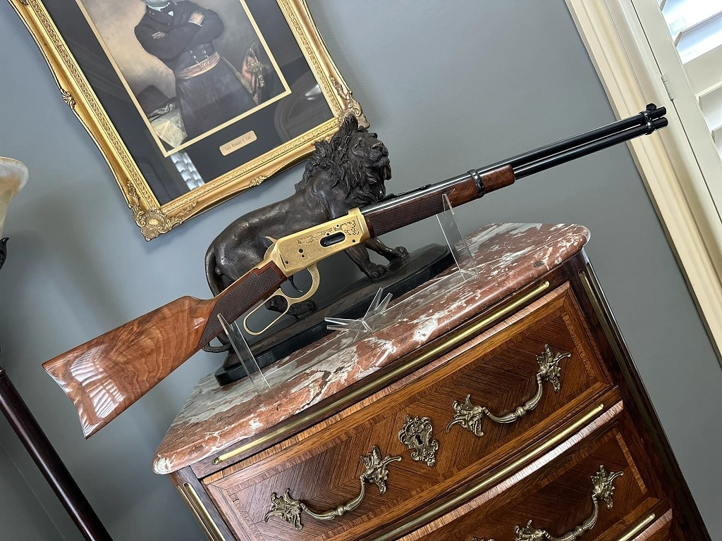 Winchester Model 94 rifle presentation photograph